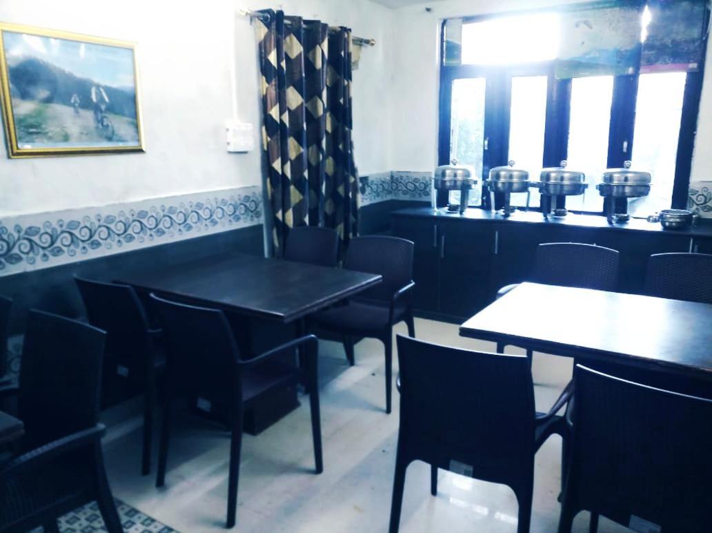 Hotel Holiday Plaza Dalhousie - Near Ghandhi Chowk Mall Road Exterior foto